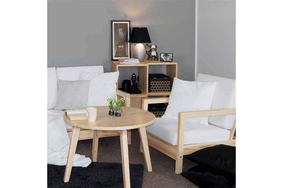 LISSO Priestranná komoda z borovice 98 cm přírodní borovice - obrázok 1