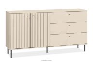 Elegantná široká komoda v krémovej farbe