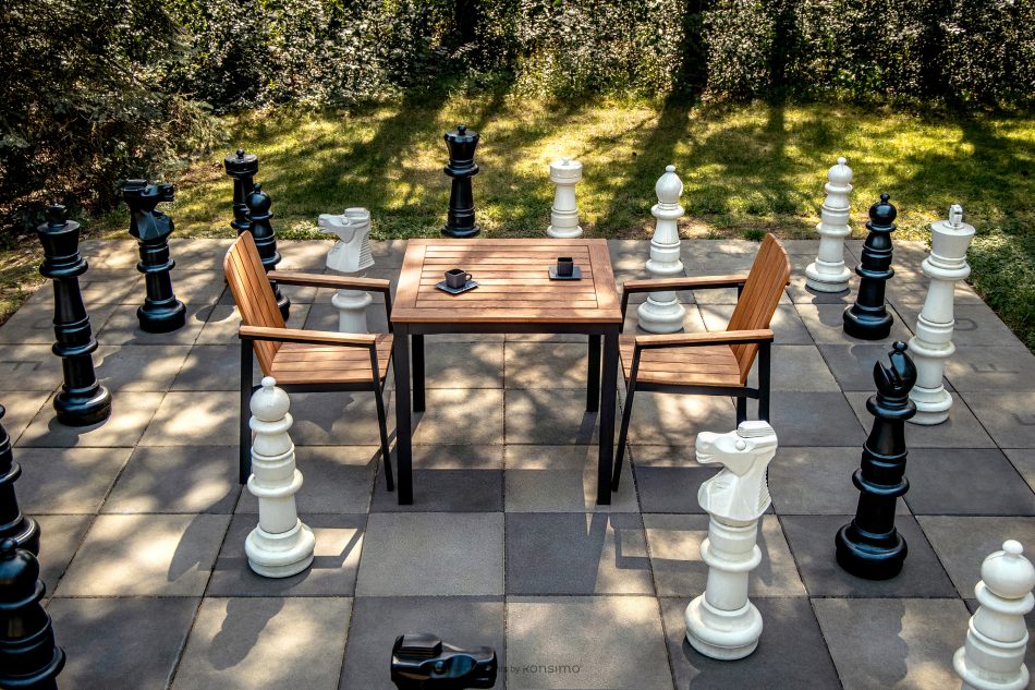 LENTI Malý drevený záhradný stôl s 2 stoličkami hnedá/antracitová - obrázok 16