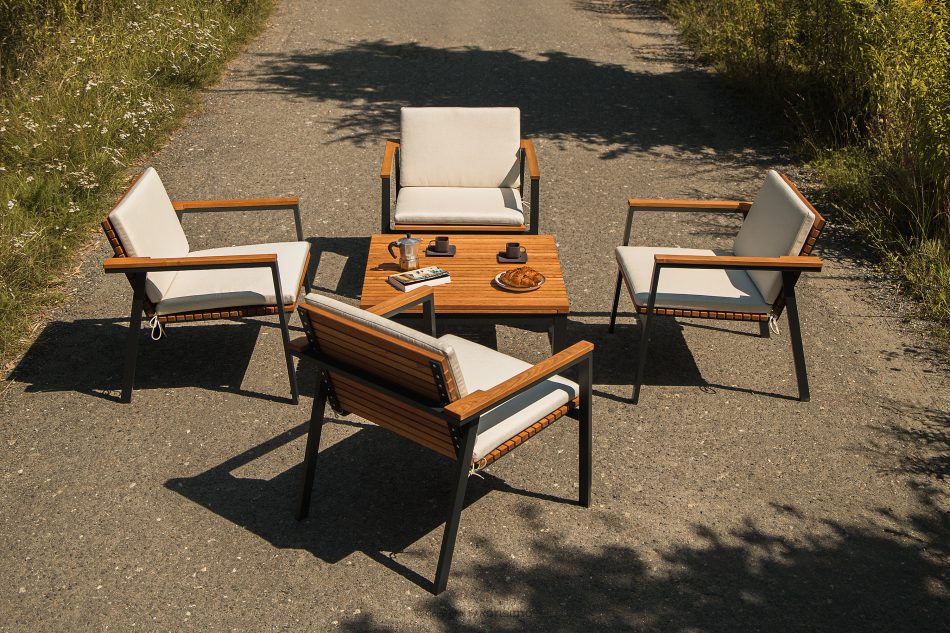 ARIATO Súprava záhradného nábytku z dreva a kovu: 4 stoličky, stôl hnedá/antracitová/béžová - obrázok 19