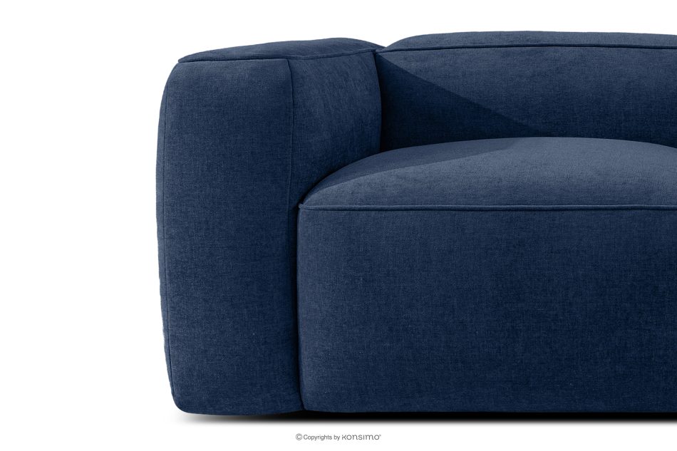 FUBBO Mäkké kreslo z tkanej látky námornícka modrá námornícka modrá - obrázok 5